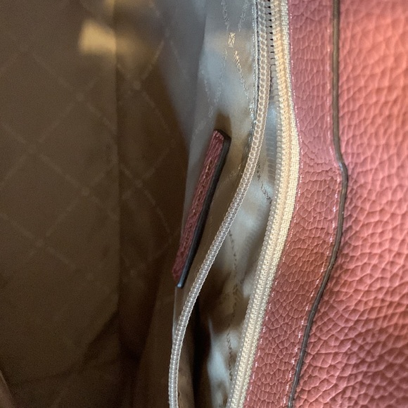 Michael Kors Medium Crossbody Bag/Satchel - Picture 10 of 10